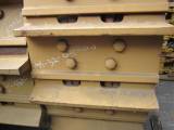 ,  ,     Komatsu, Liebherr, JCB, Volvo, Cat