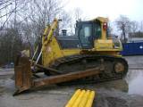 Гусеничный бульдозер Komatsu D155